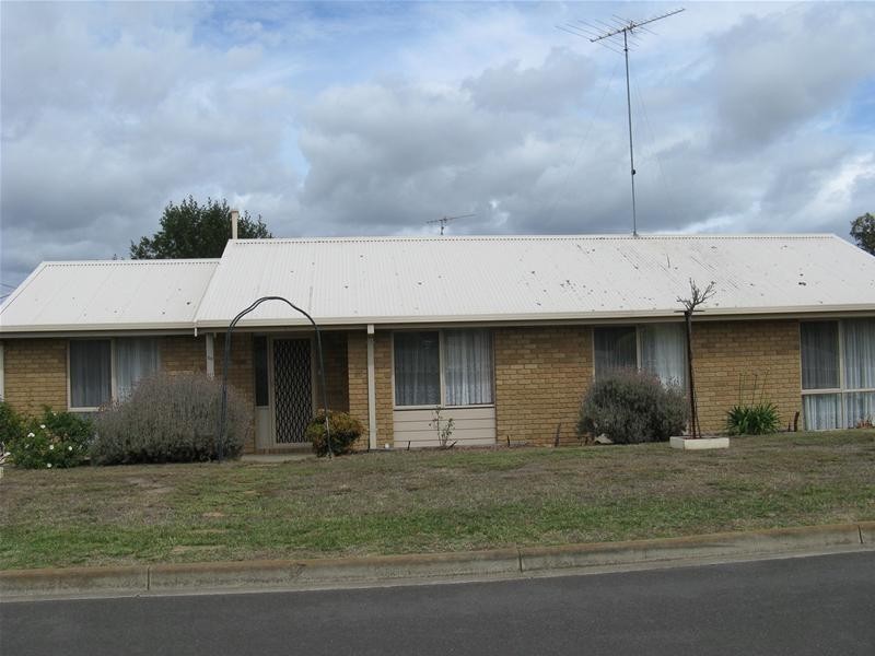 29 Warrawee Road, Leopold VIC 3224