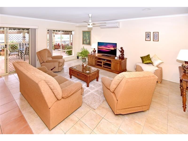 29 Huon Crescent, Leopold VIC 3224