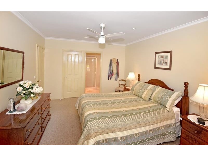 29 Huon Crescent, Leopold VIC 3224