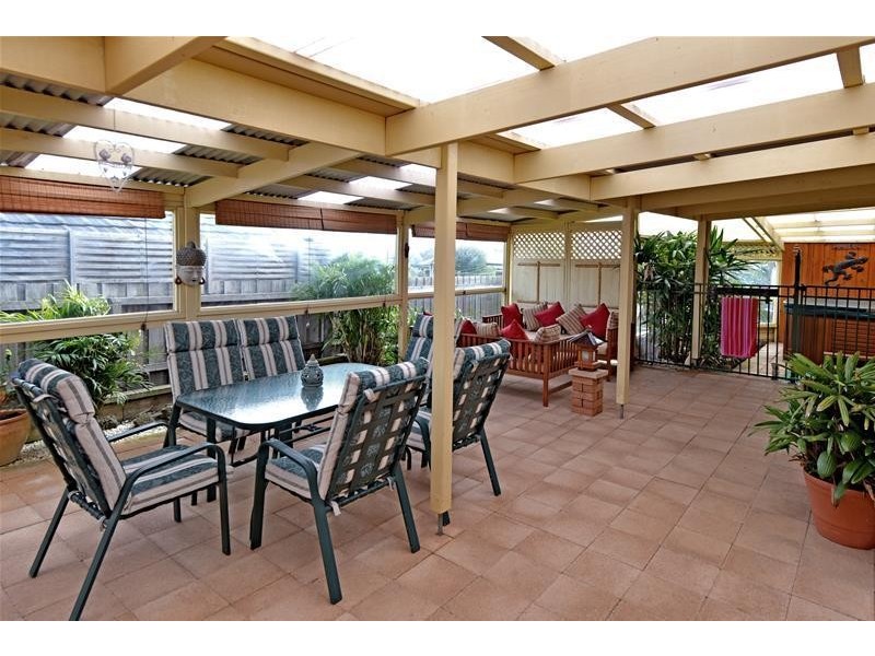 29 Huon Crescent, Leopold VIC 3224