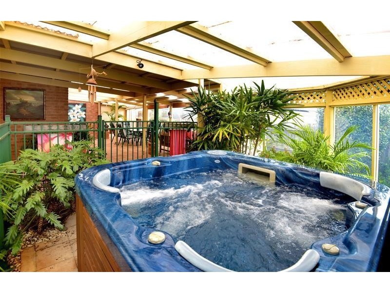 29 Huon Crescent, Leopold VIC 3224