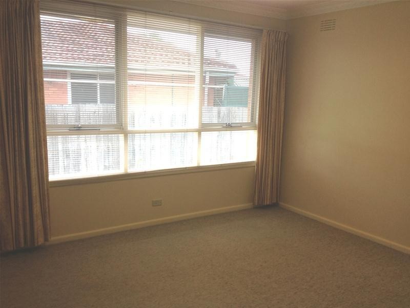 826 Bellarine Highway, Leopold VIC 3224