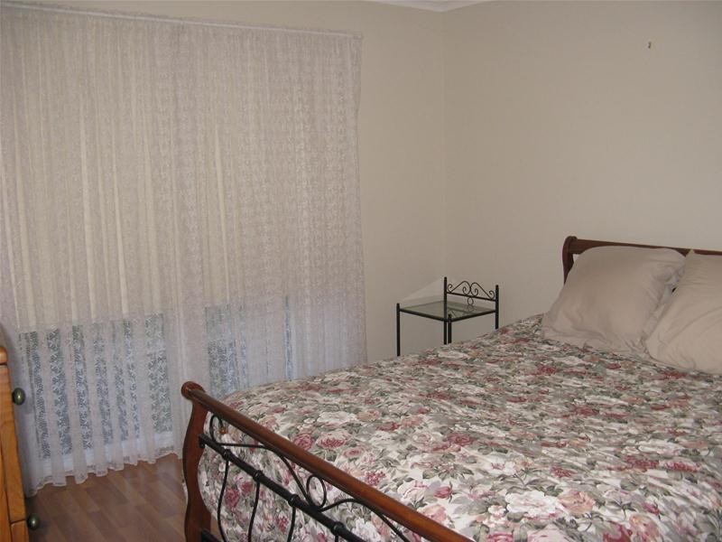 1/8 Highland Way, Leopold VIC 3224