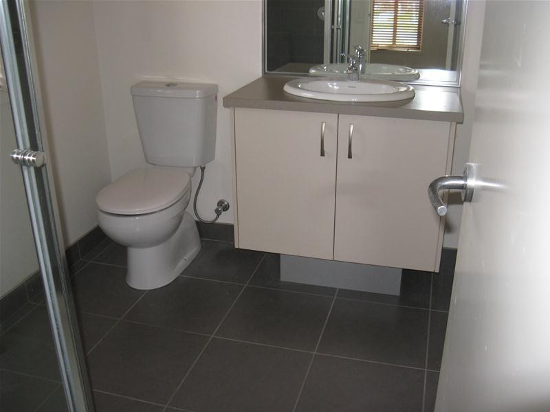 25 Yeoman Crescent, Leopold VIC 3224