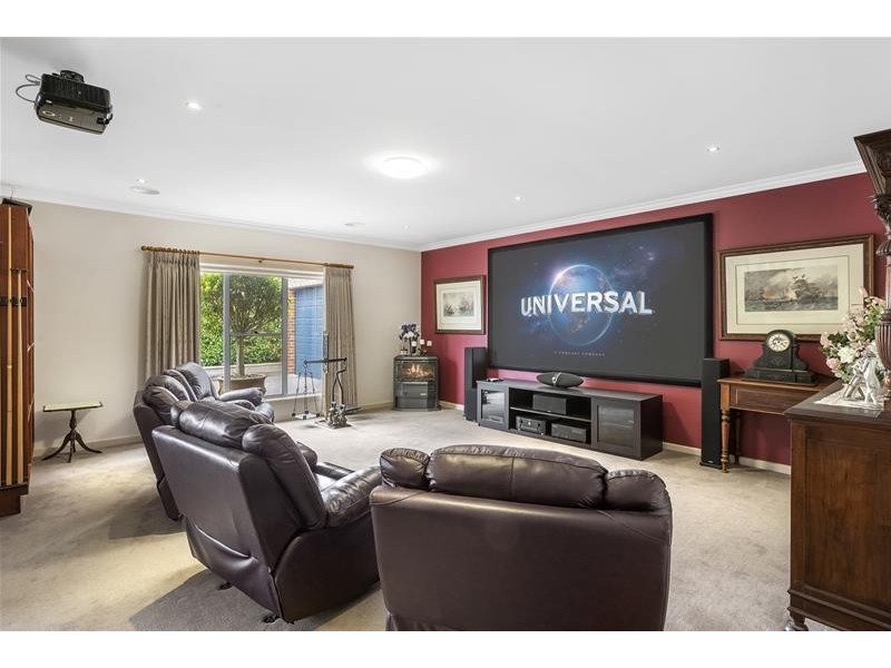 5 Karumba Court, Leopold VIC 3224