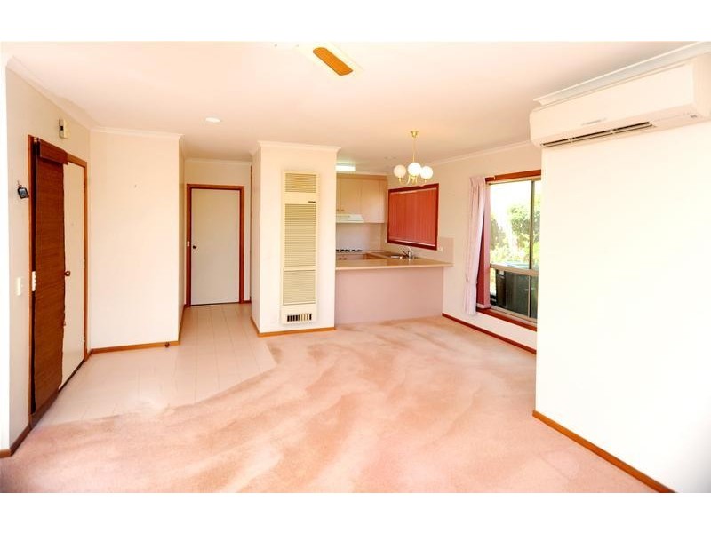 2/13 Justine Court, Leopold VIC 3224