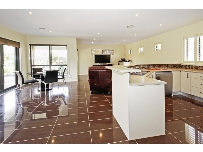 31 Morrow Crescent, Leopold VIC 3224