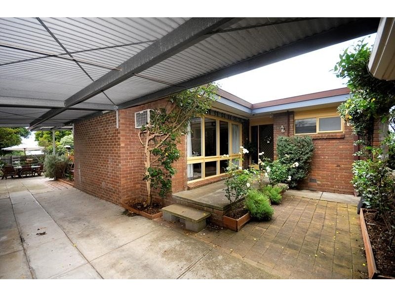 40 Allanvale Avenue, Leopold VIC 3224