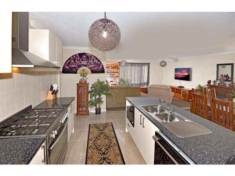 4 Headland Drive, Leopold VIC 3224