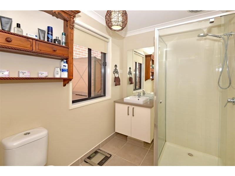 4 Headland Drive, Leopold VIC 3224