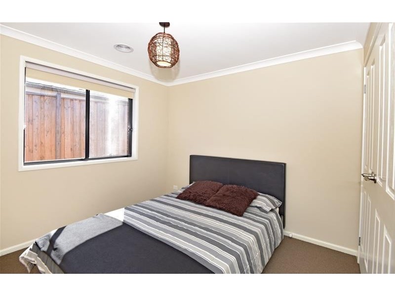 4 Headland Drive, Leopold VIC 3224