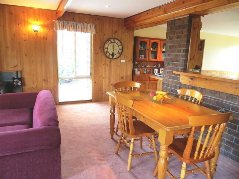 33 Aldershot Road, St Albans Park VIC 3219