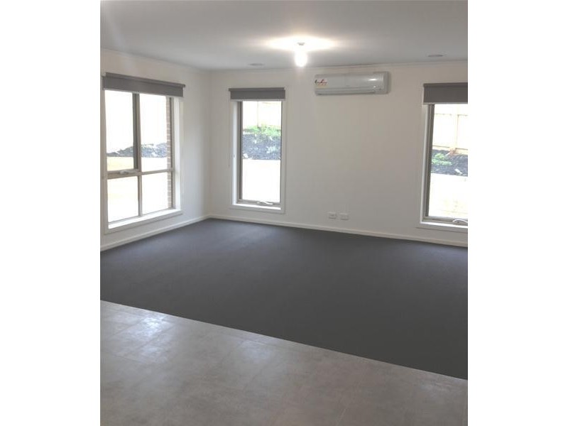 5 Universal Court, Leopold VIC 3224