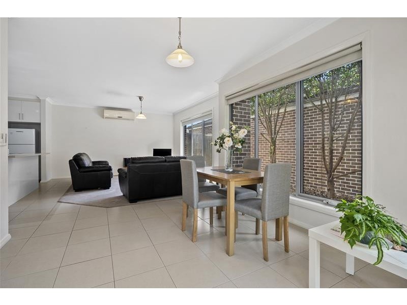 2/5 Jessie Way, Leopold VIC 3224