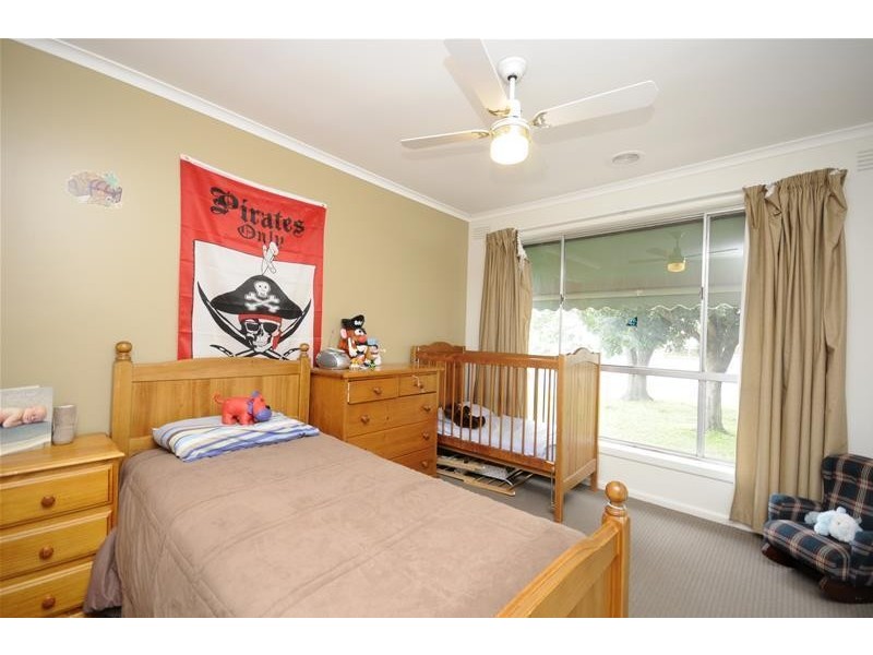 7 Claremont Drive, Leopold VIC 3224