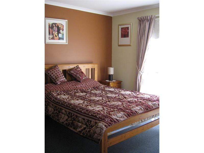 14 Canowindra Way, Leopold VIC 3224