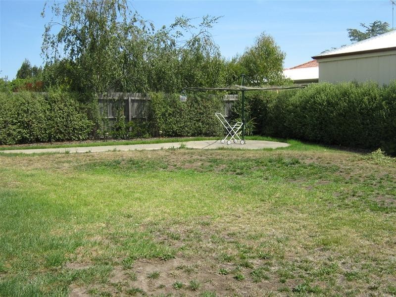 14 Canowindra Way, Leopold VIC 3224