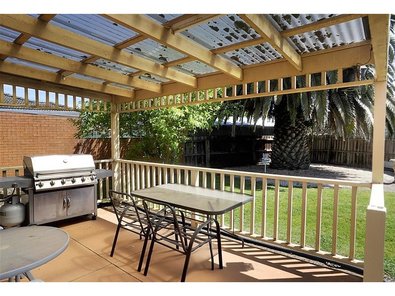 827 Bellarine Highway, Leopold VIC 3224