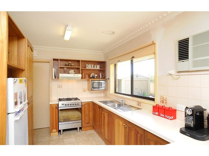 827 Bellarine Highway, Leopold VIC 3224