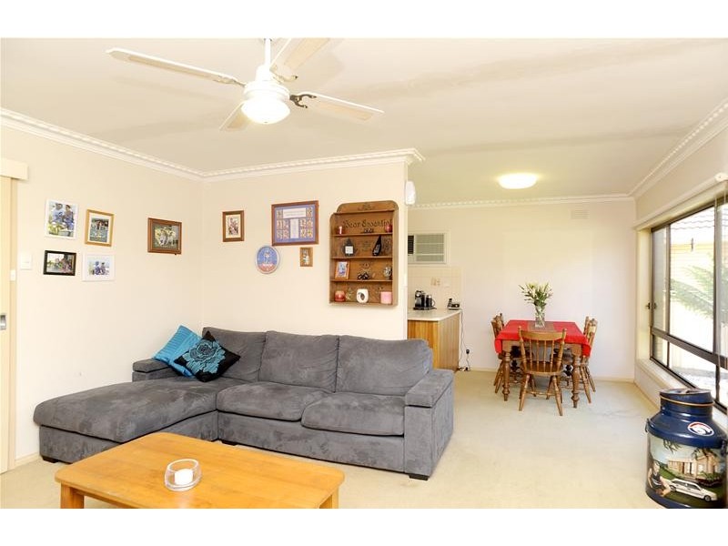 827 Bellarine Highway, Leopold VIC 3224