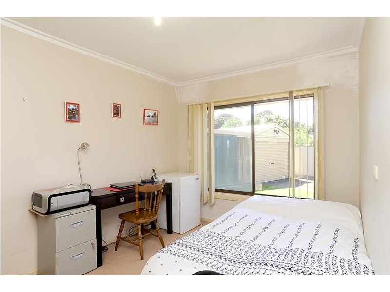 827 Bellarine Highway, Leopold VIC 3224