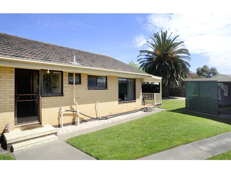 827 Bellarine Highway, Leopold VIC 3224