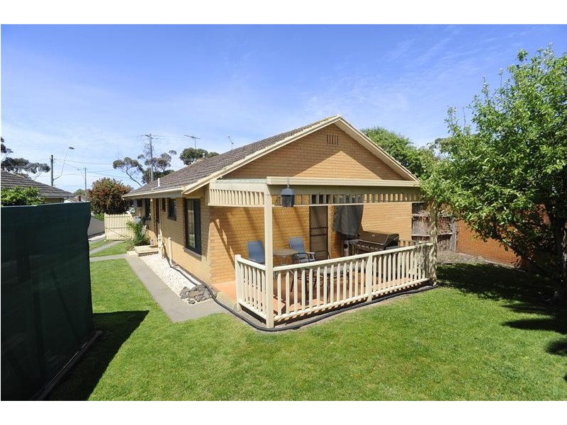 827 Bellarine Highway, Leopold VIC 3224