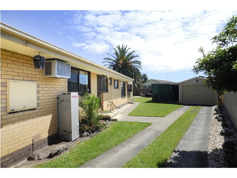 827 Bellarine Highway, Leopold VIC 3224