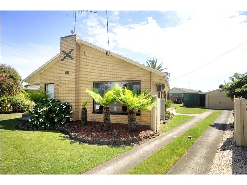 827 Bellarine Highway, Leopold VIC 3224