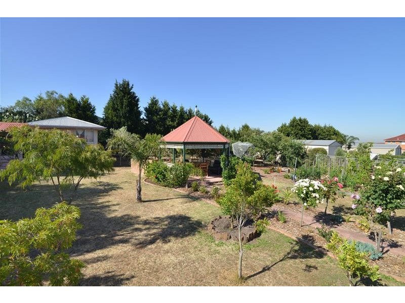 36 Viewbay Drive, Leopold VIC 3224