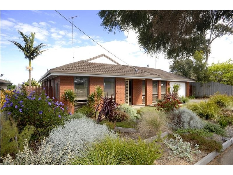 10 Kintyre Crescent, Leopold VIC 3224