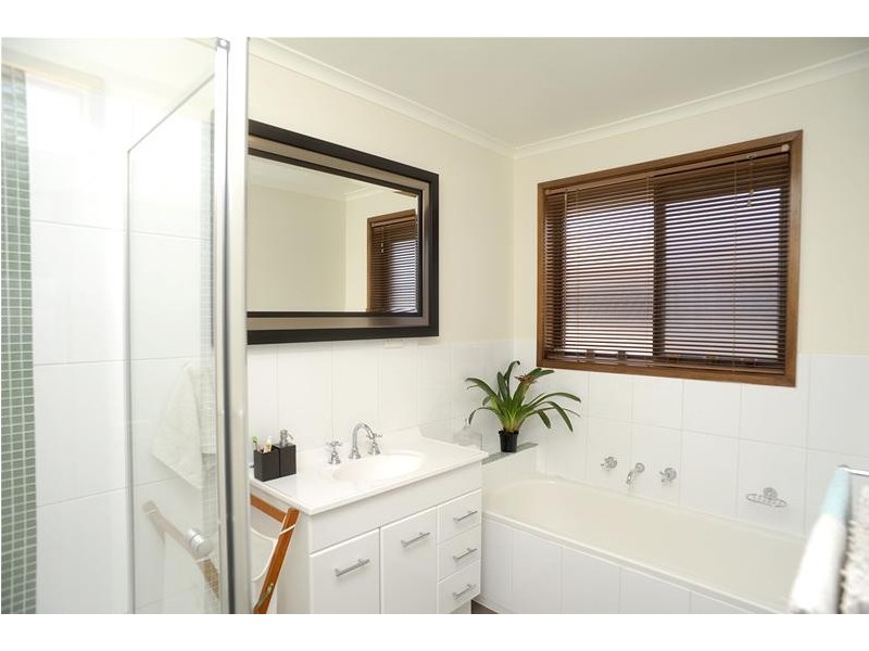 10 Kintyre Crescent, Leopold VIC 3224