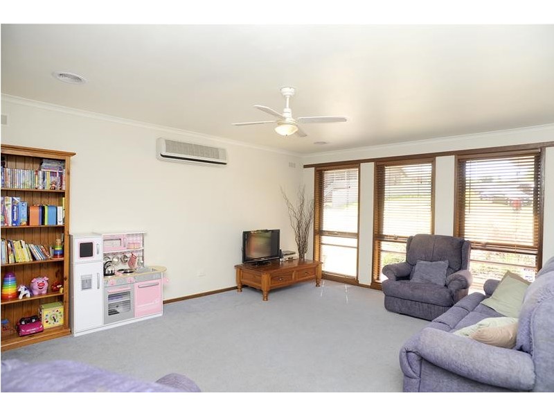 10 Kintyre Crescent, Leopold VIC 3224