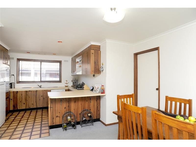 10 Kintyre Crescent, Leopold VIC 3224