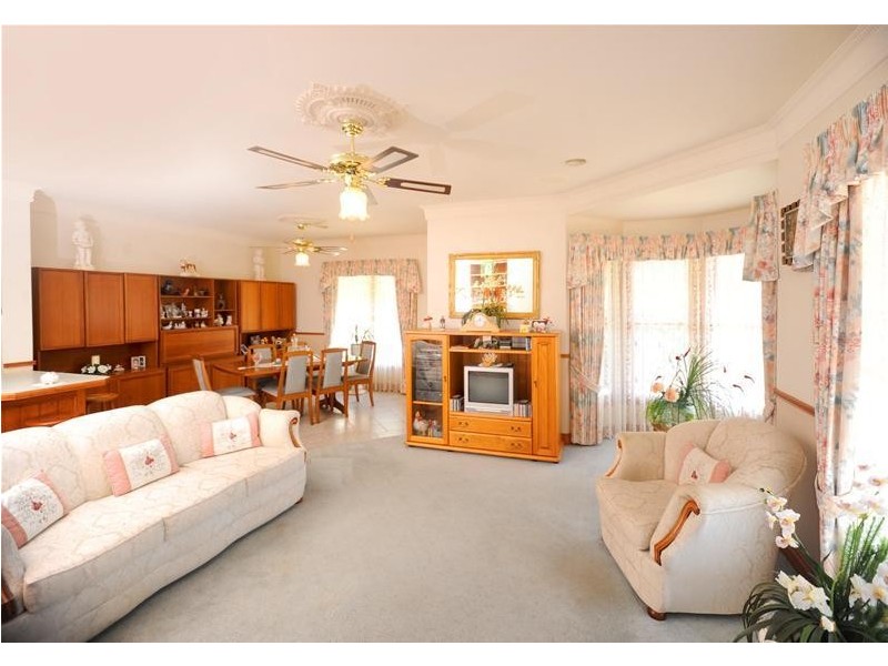 42 Viewbay Drive, Leopold VIC 3224