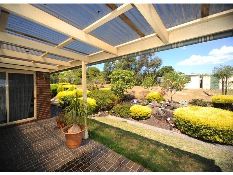 42 Viewbay Drive, Leopold VIC 3224