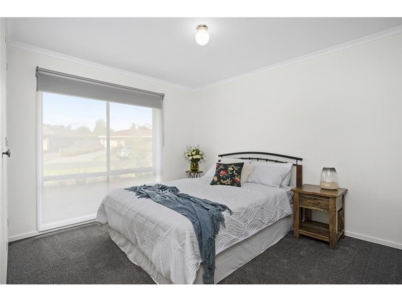 8 Sarah Court, Leopold VIC 3224