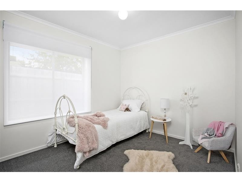 8 Sarah Court, Leopold VIC 3224