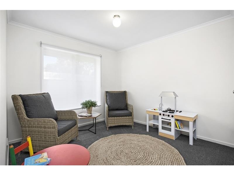 8 Sarah Court, Leopold VIC 3224
