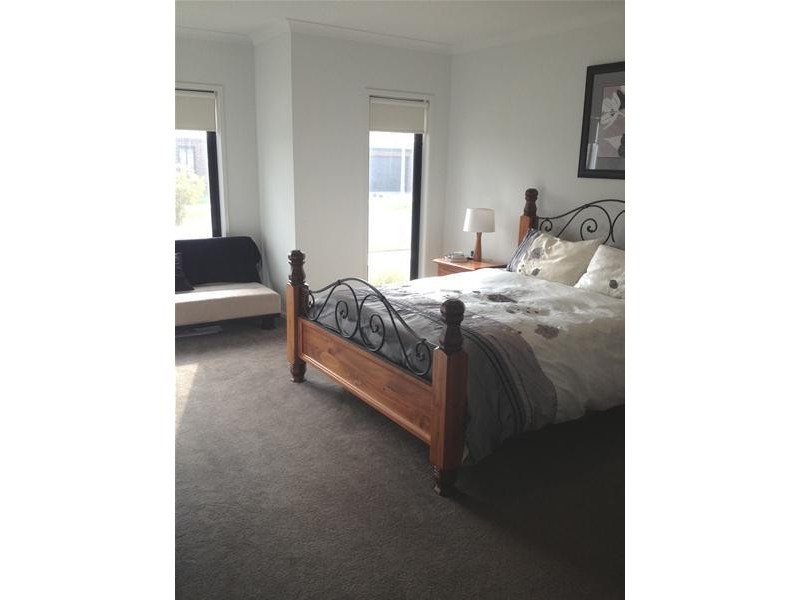 10A Hoddle Drive, Leopold VIC 3224