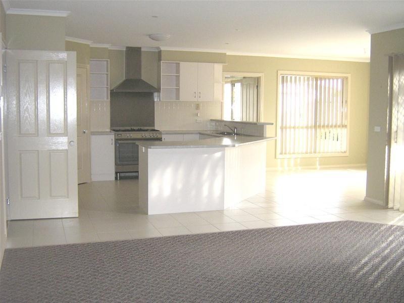 28 Bayfield Court, Newcomb VIC 3219