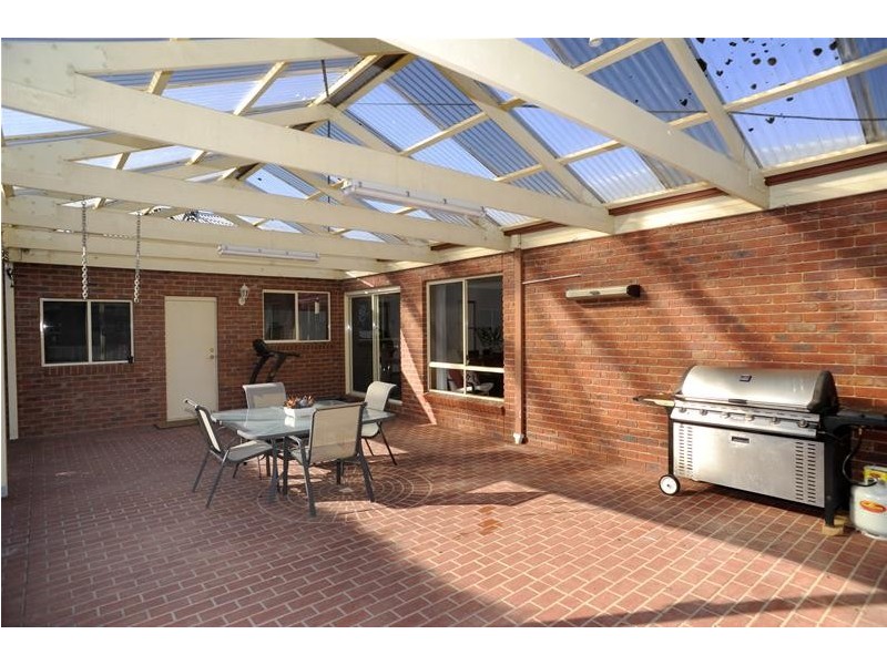 46 Heytesbury Drive, Leopold VIC 3224
