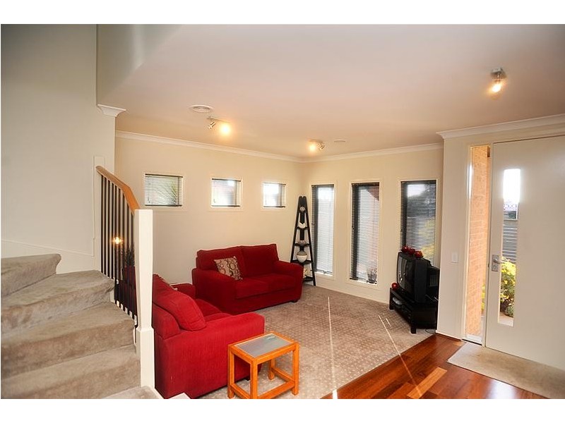 2/796 Bellarine Highway, Leopold VIC 3224