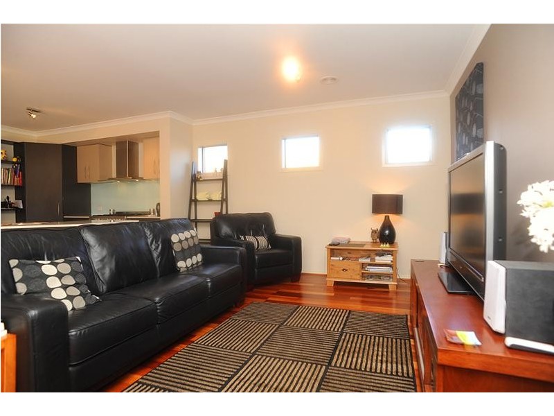 2/796 Bellarine Highway, Leopold VIC 3224