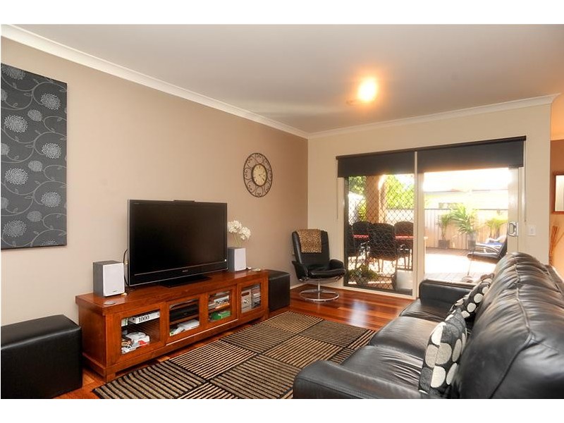 2/796 Bellarine Highway, Leopold VIC 3224