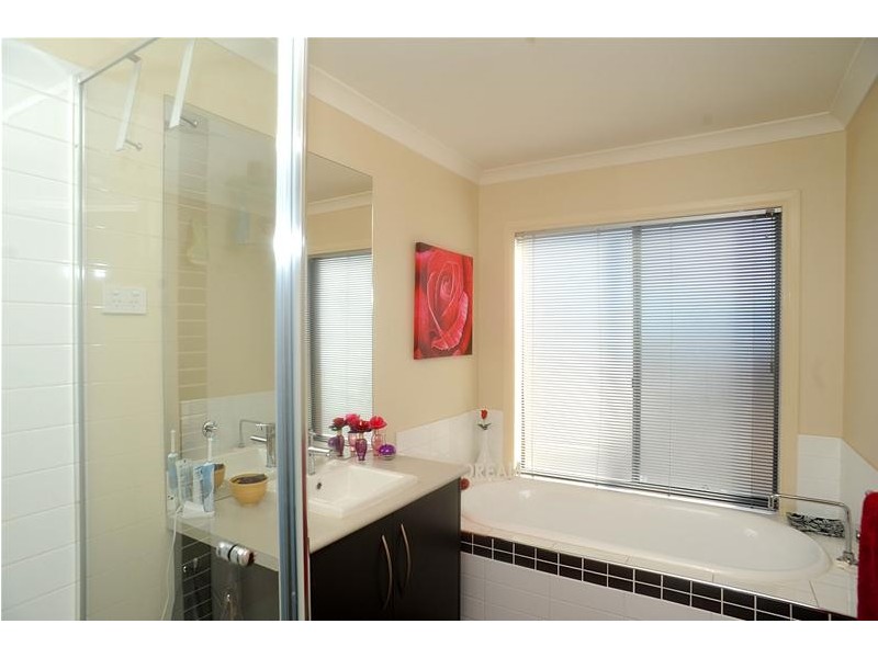 2/796 Bellarine Highway, Leopold VIC 3224