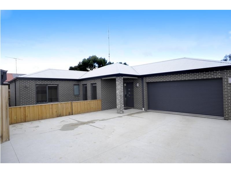 2/62 Burlington Crescent, Leopold VIC 3224