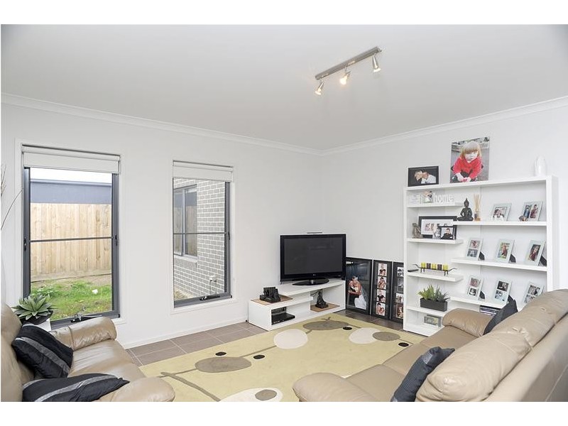 2/62 Burlington Crescent, Leopold VIC 3224