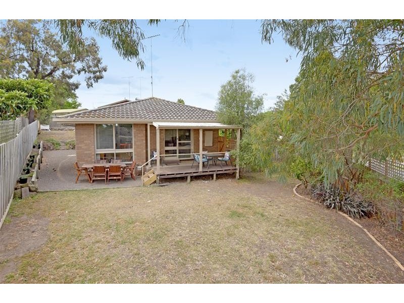 3 Dederang Avenue, Clifton Springs VIC 3222