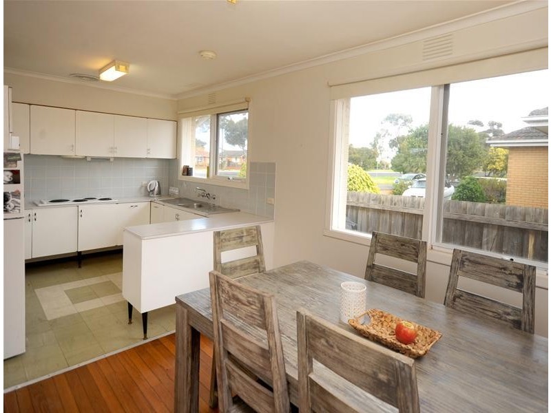 831 Bellarine Highway, Leopold VIC 3224